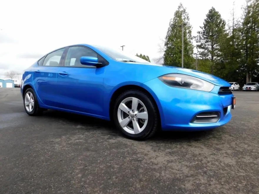 2015 Dodge Dart SXT photo 1