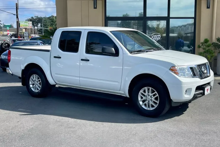 2019 Nissan Frontier SV photo 1