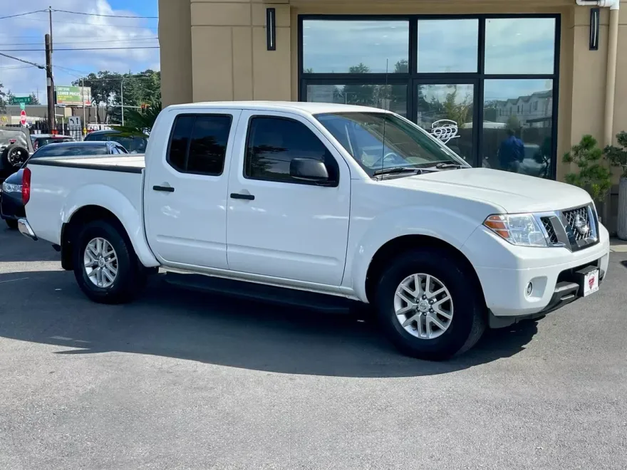 2019 Nissan Frontier SV photo 1