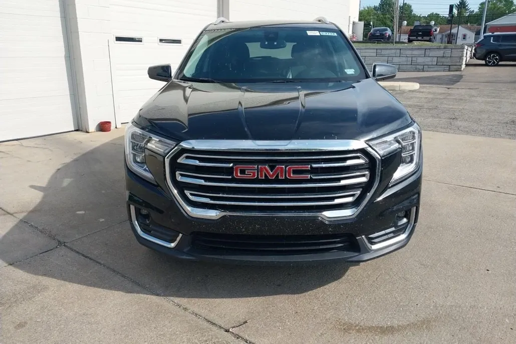 2024 Gmc Terrain SLT photo 1