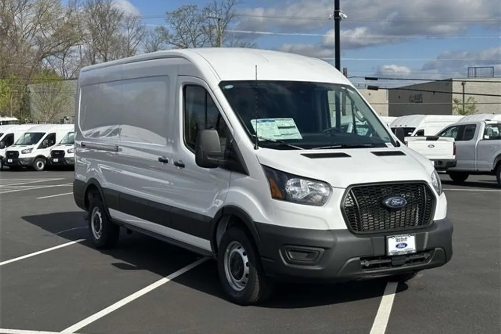2025 Ford Transit photo 1