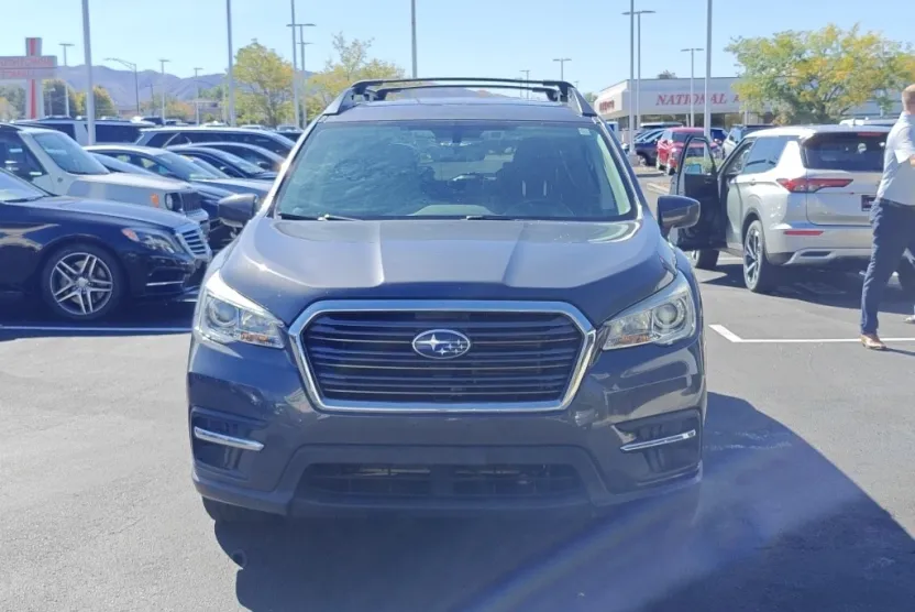 2020 Subaru Ascent Premium photo 1