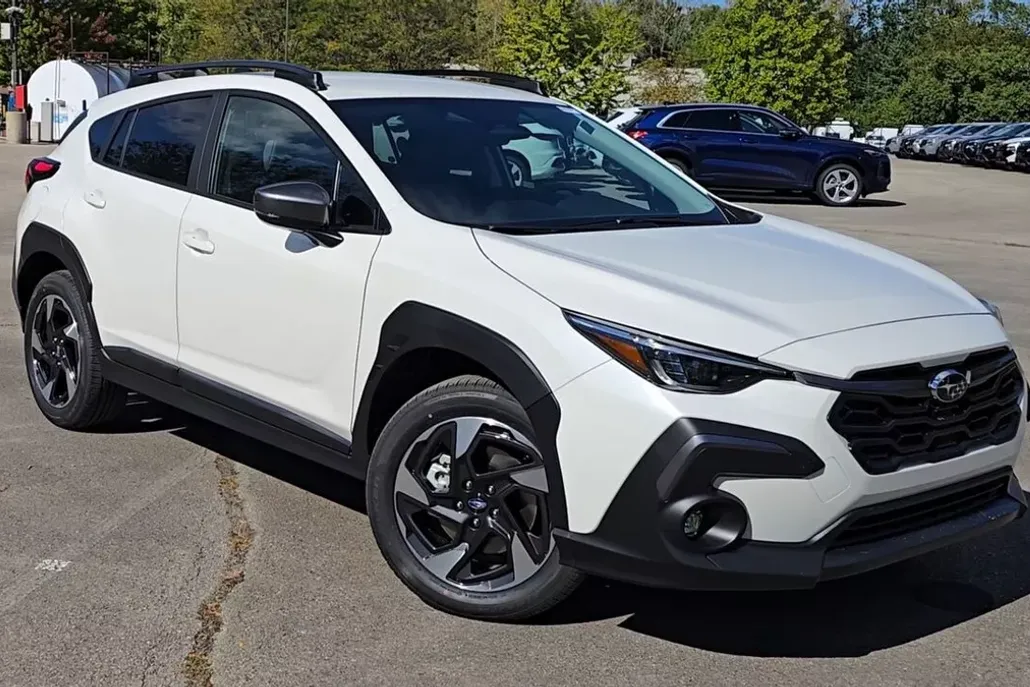 2025 Subaru Crosstrek Limited photo 1