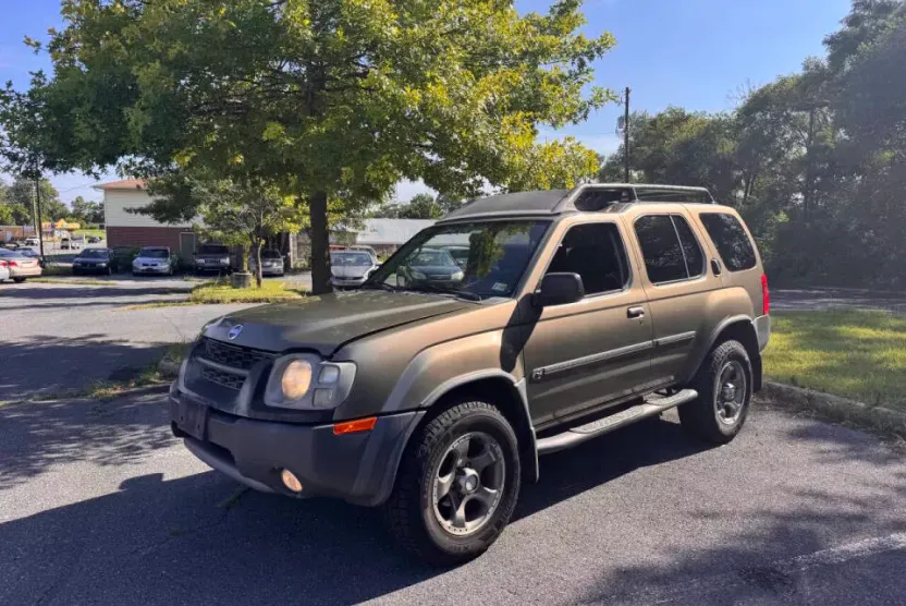 2002 Nissan Xterra SE photo 1