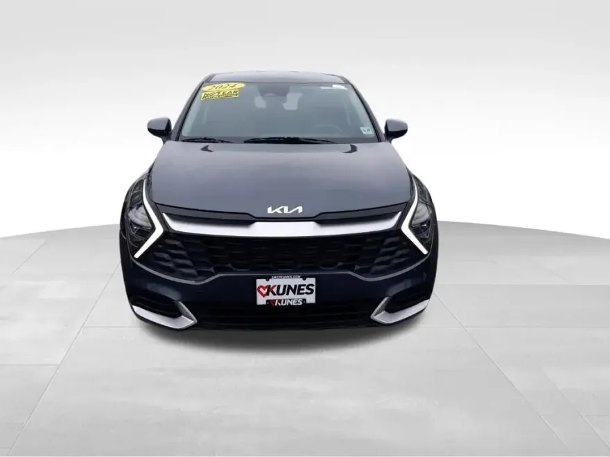 2024 Kia Sportage LX photo 1