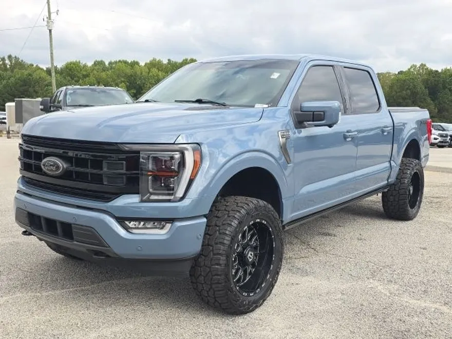 2023 Ford F-150 Platinum photo 1