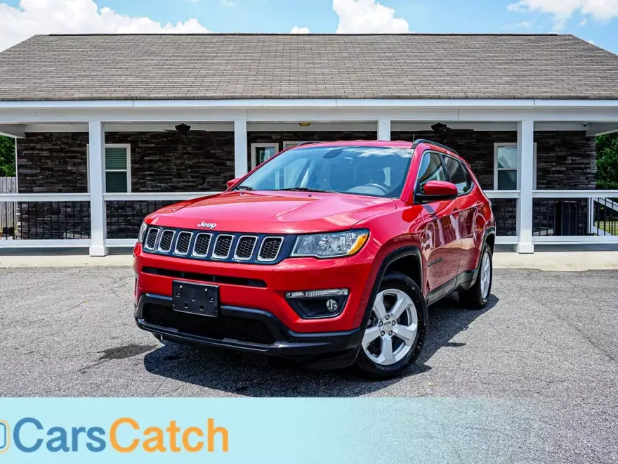 2018 Jeep Compass Latitude photo 1