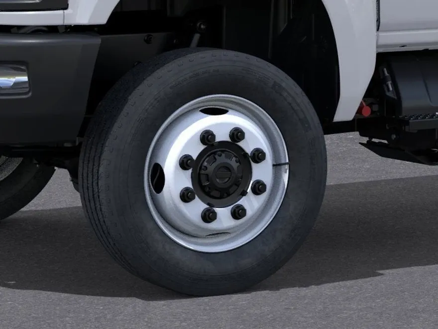 2025 Chevrolet Silverado 6500HD Work Truck photo 1