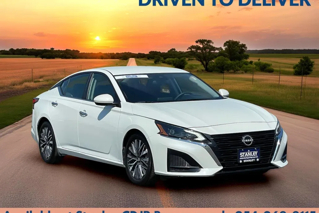 2023 Nissan Altima 2.5 SV photo 1