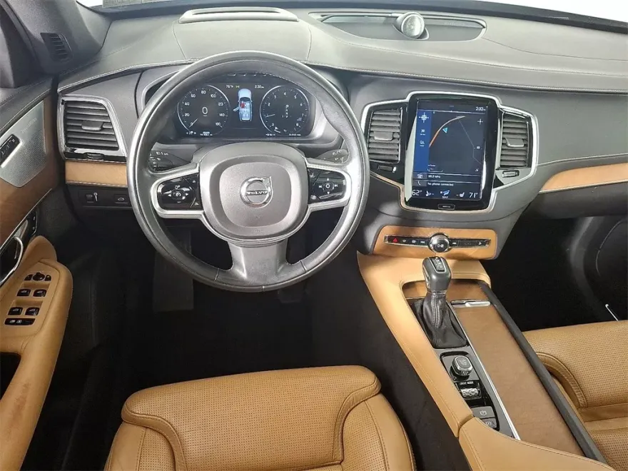 2019 Volvo XC90 T6 Inscription photo 1