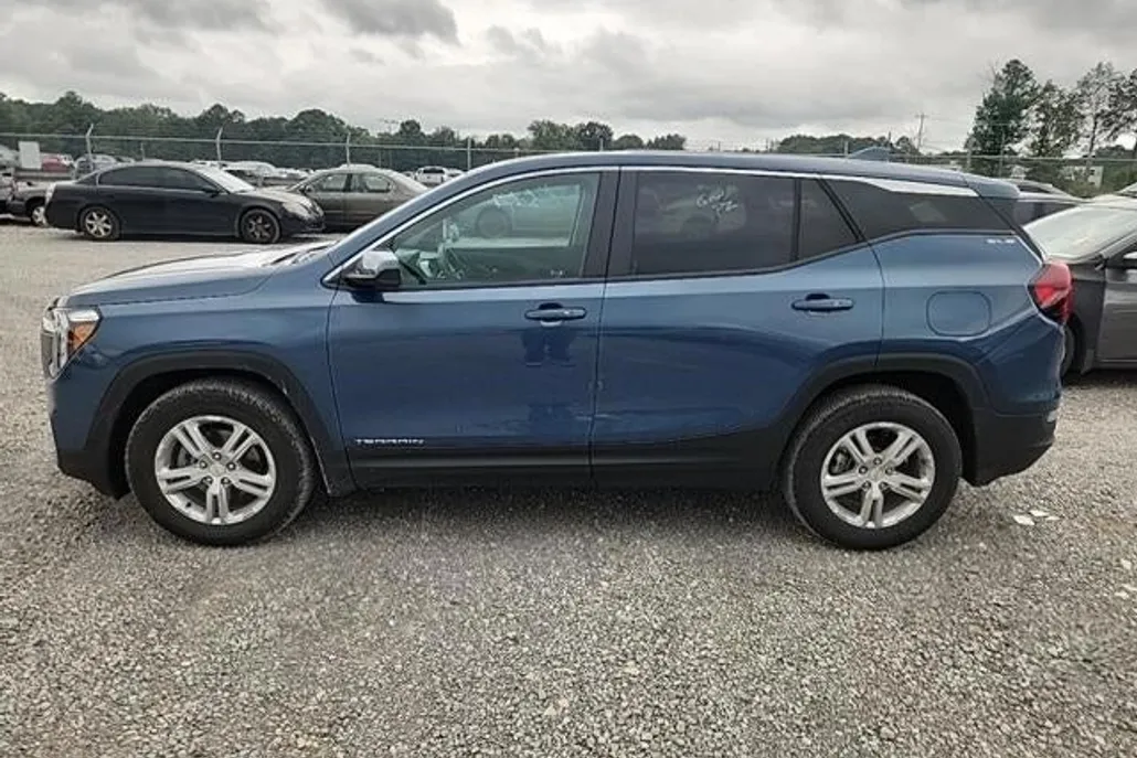 2024 Gmc Terrain SLE photo 1