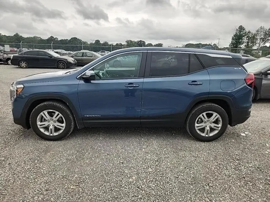 2024 Gmc Terrain SLE photo 1