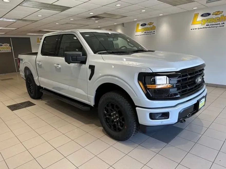 2025 Ford F-150 XLT photo 1