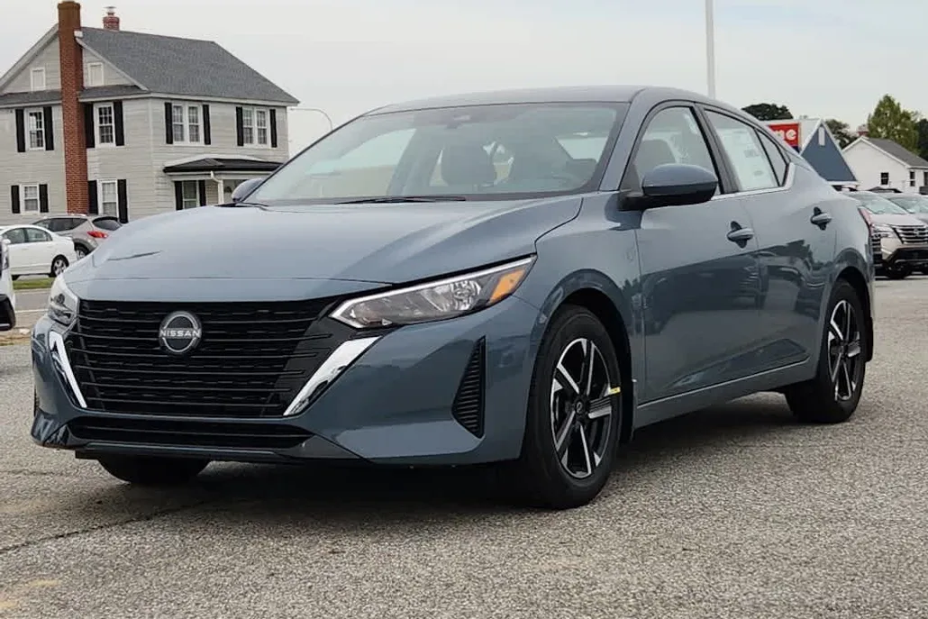 2025 Nissan Sentra SV photo 1