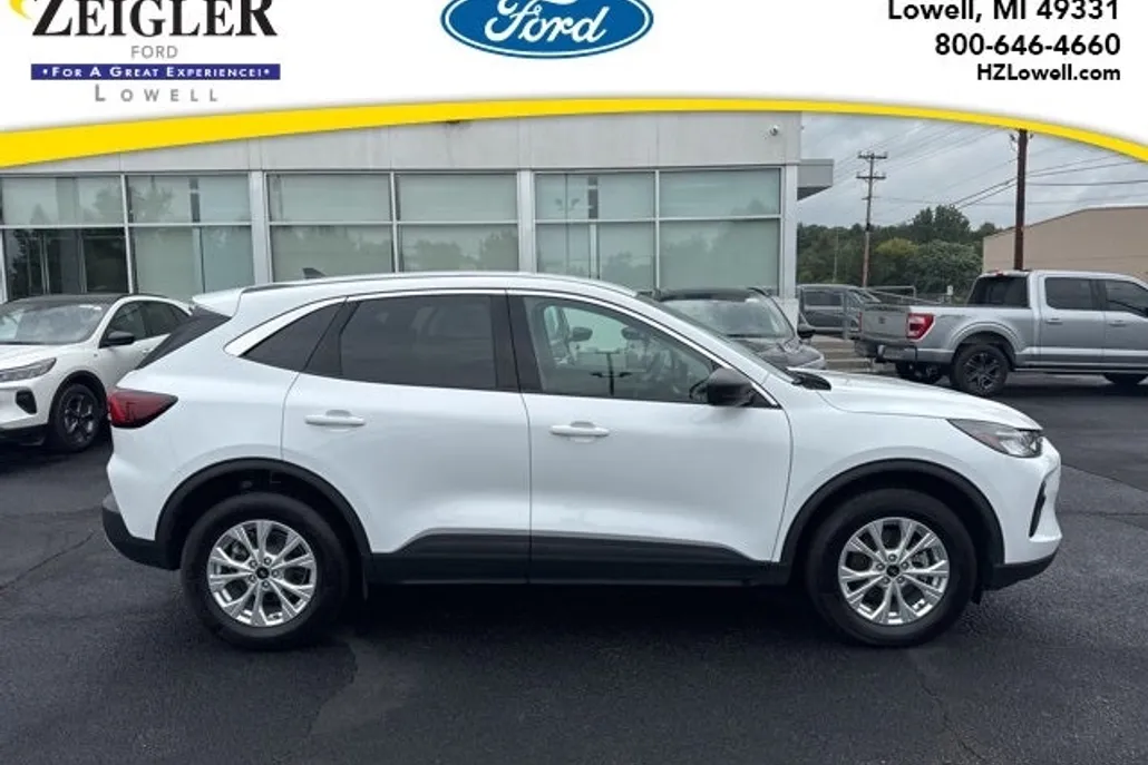 2023 Ford Escape Active photo 1