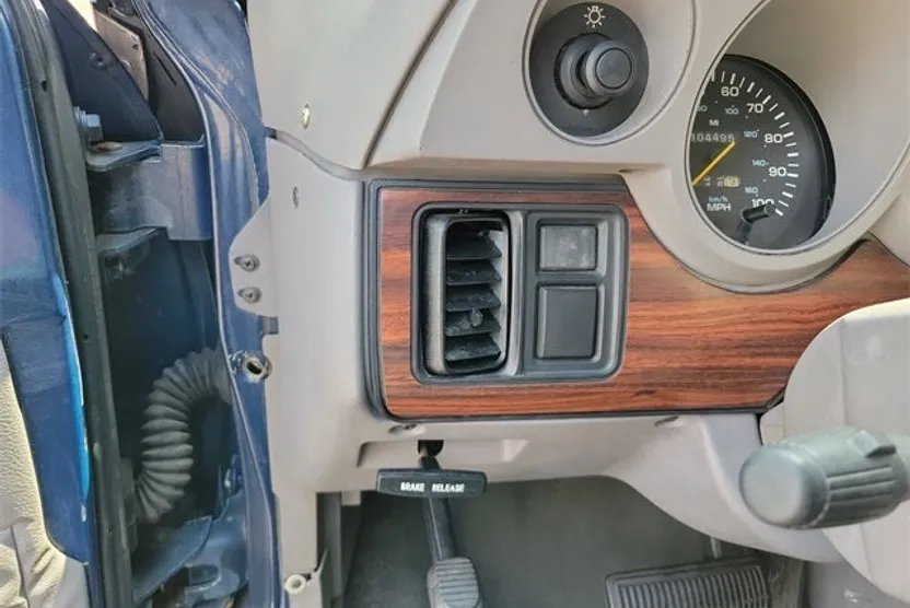 1994 Dodge Ram Van B250 photo 1