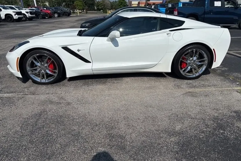 2019 Chevrolet Corvette Stingray 1LT photo 1