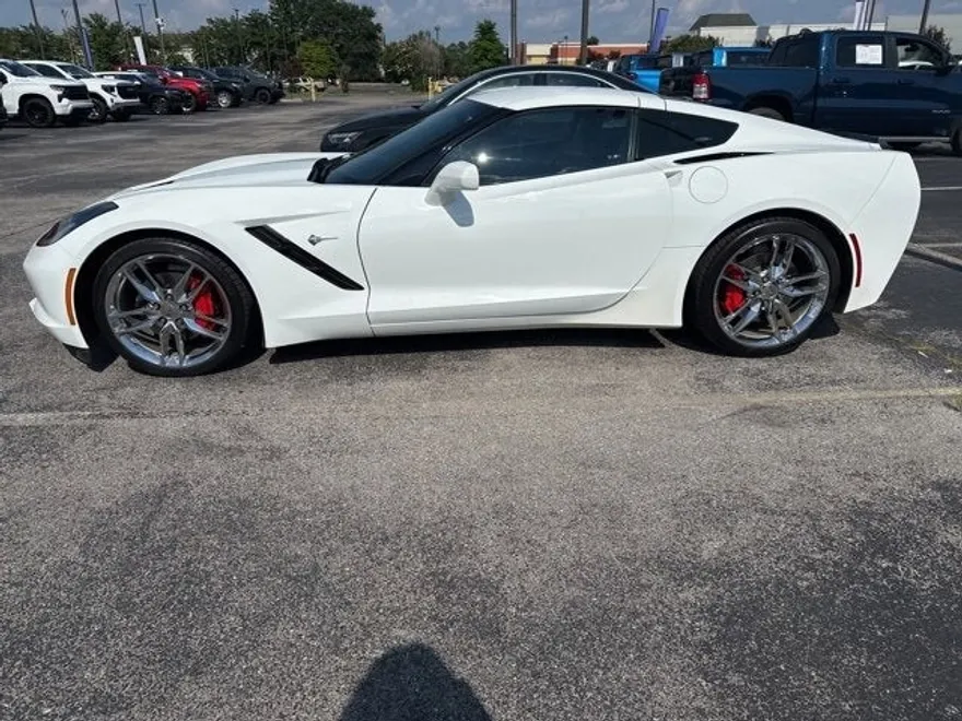 2019 Chevrolet Corvette Stingray 1LT photo 1