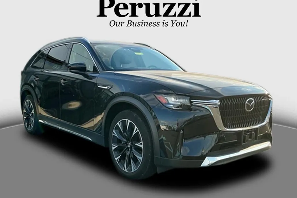 2024 Mazda CX-90 Premium photo 1