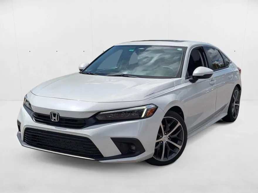 2023 Honda Civic Touring photo 1