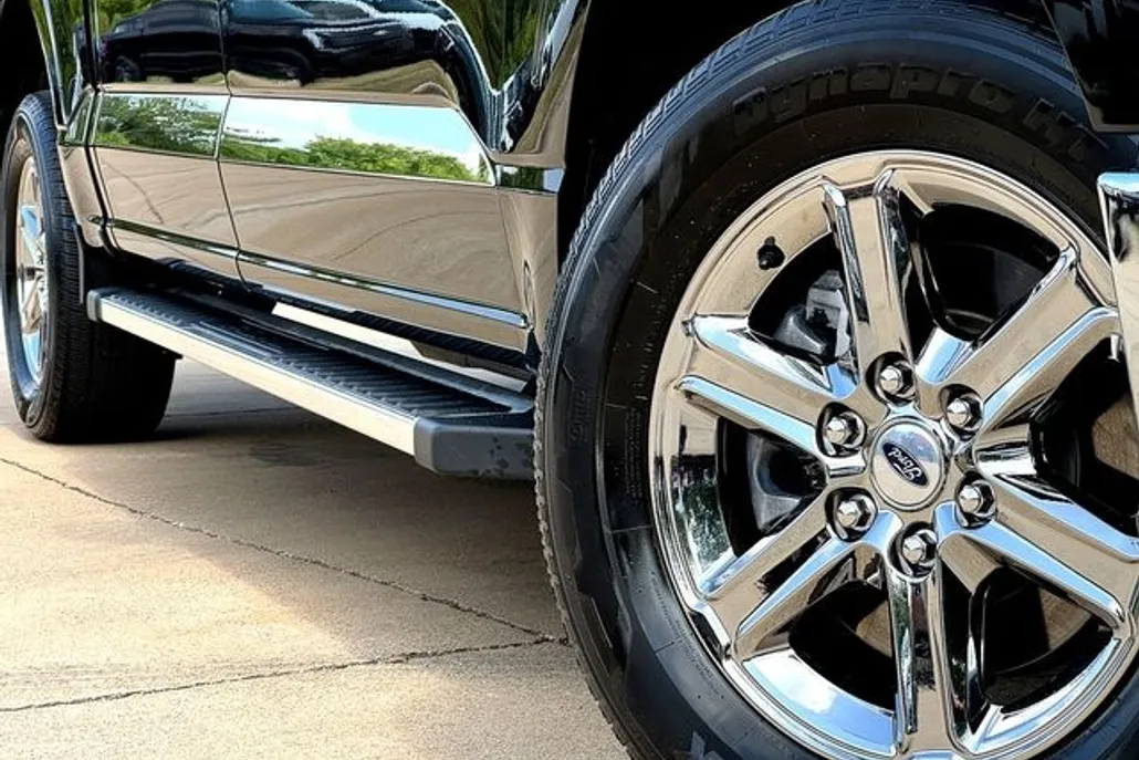 2024 Ford F-150 XLT photo 1