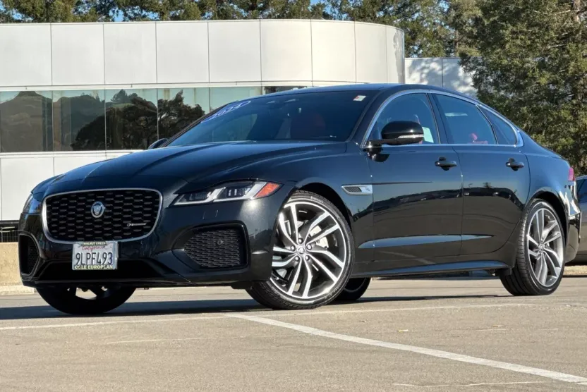 2024 Jaguar XF R-Dynamic SE photo 1