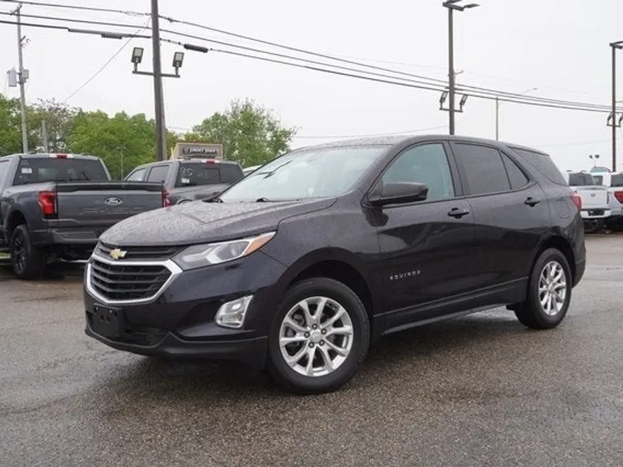 2020 Chevrolet Equinox LS photo 1