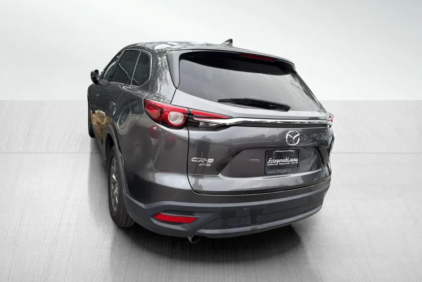 2019 Mazda CX-9 Touring photo 1