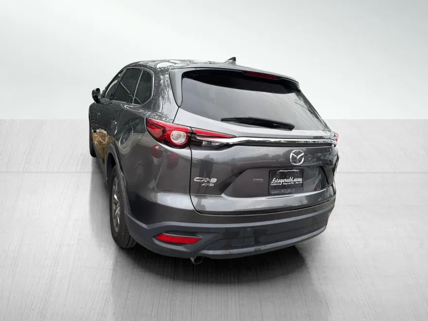 2019 Mazda CX-9 Touring photo 1