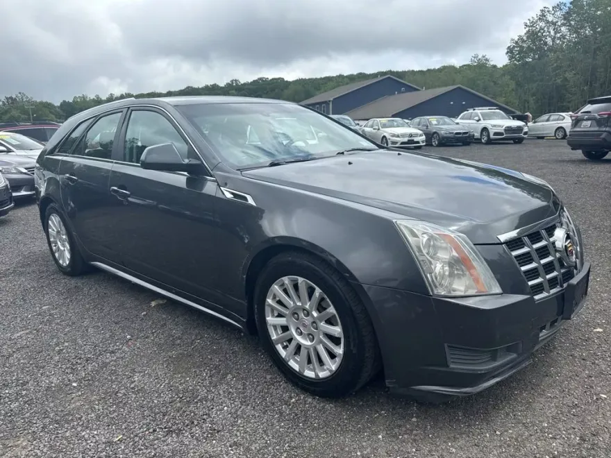 2014 Cadillac CTS Wagon Luxury photo 1