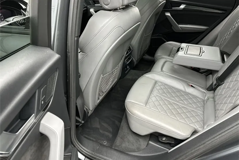 2019 Audi SQ5 Premium Plus photo 1