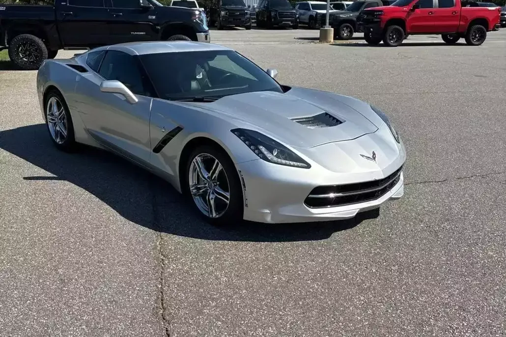 2016 Chevrolet Corvette Stingray 1LT photo 1