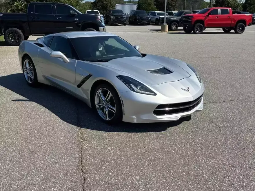 2016 Chevrolet Corvette Stingray 1LT photo 1