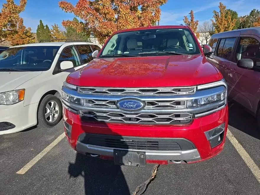 2022 Ford Expedition Platinum photo 1