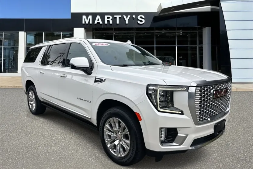 2022 Gmc Yukon XL Denali photo 1