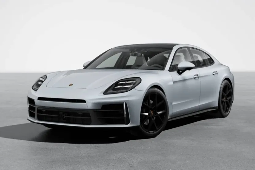 2026 Porsche Panamera 4 photo 1
