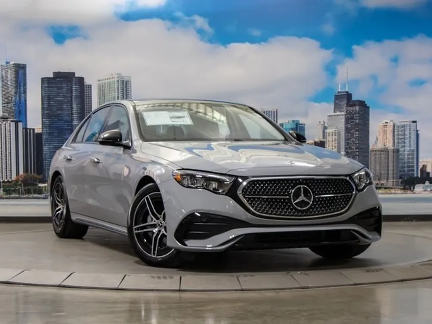 2025 Mercedes Benz E 350 4MATIC photo 1