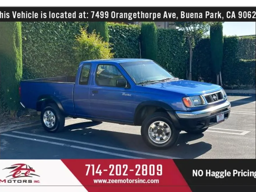 1998 Nissan Frontier King Cab XE photo 1