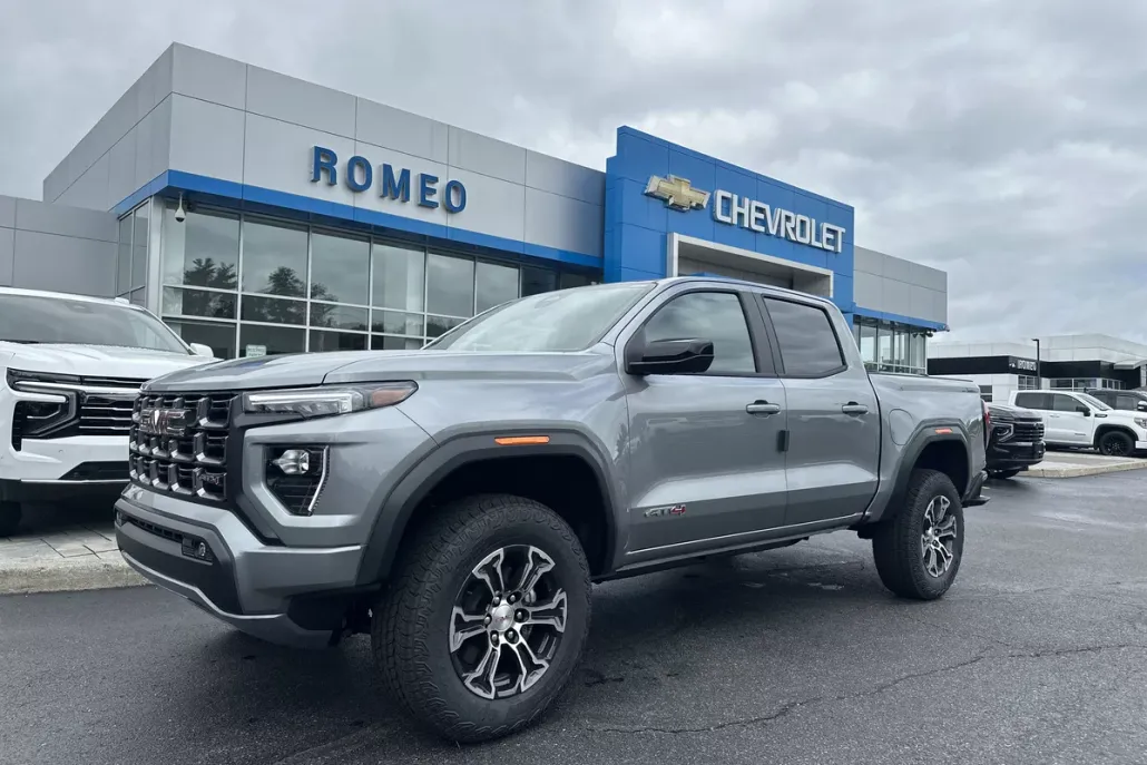 2025 Gmc Canyon AT4 photo 1