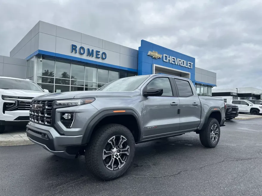 2025 Gmc Canyon AT4 photo 1