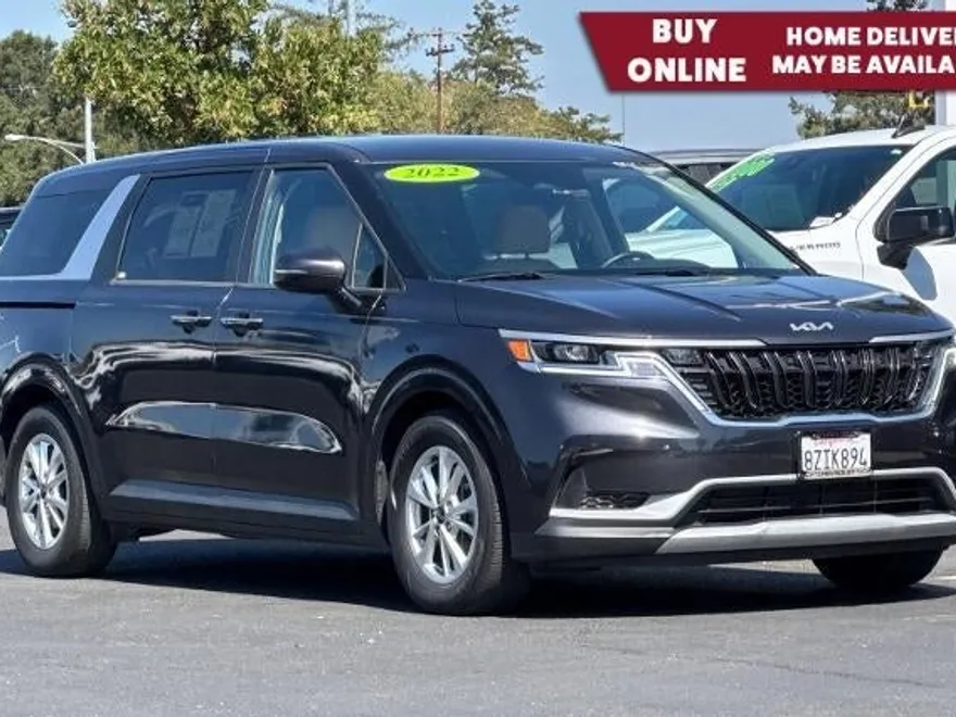 2022 Kia Carnival LXS photo 1