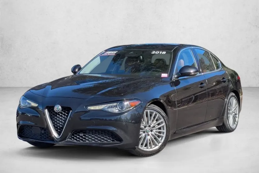 2018 Alfa Romeo Giulia Ti photo 1