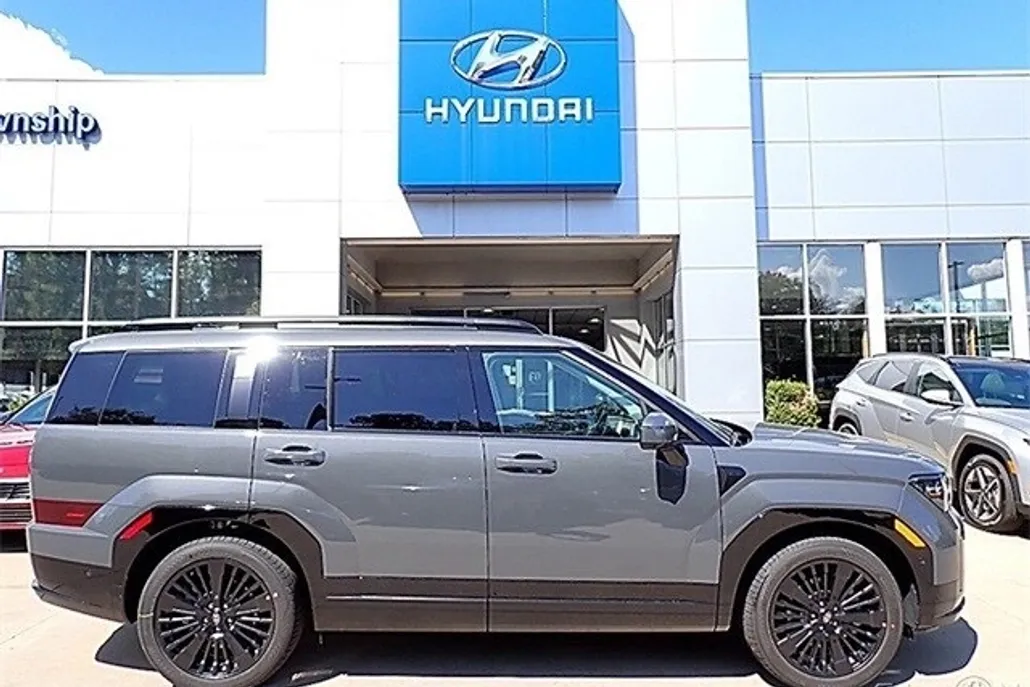 2026 Hyundai Santa Fe Calligraphy photo 1