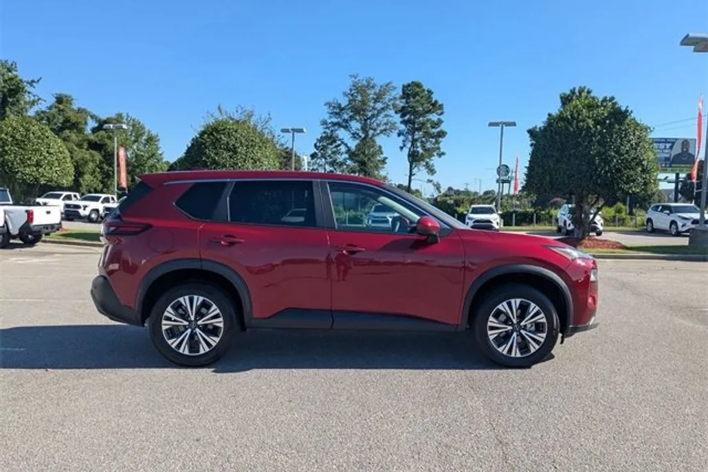 2023 Nissan Rogue SV photo 1