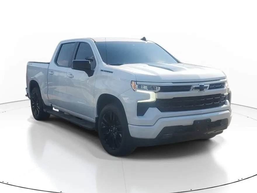2024 Chevrolet Silverado 1500 RST photo 1