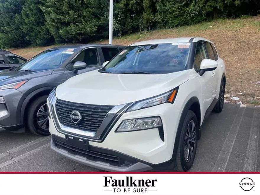 2023 Nissan Rogue SV photo 1