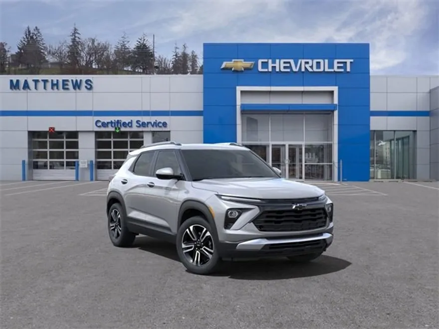 2025 Chevrolet Trailblazer LT photo 1