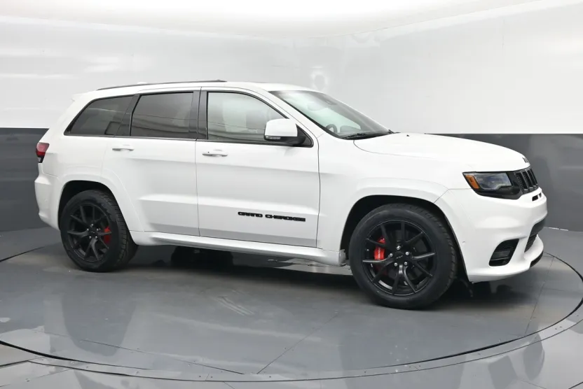 2018 Jeep Grand Cherokee SRT8 photo 1