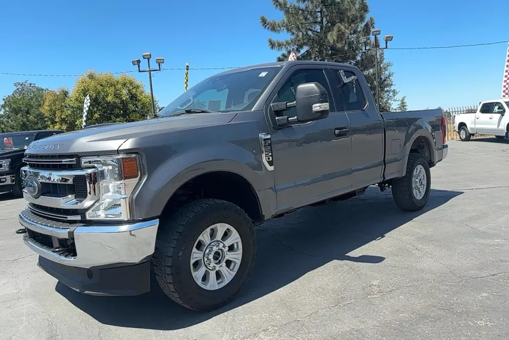 2021 Ford F-250 photo 1