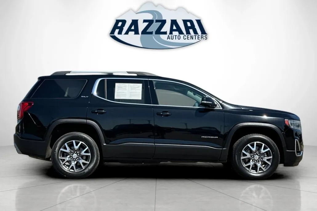 2023 Gmc Acadia SLT photo 1